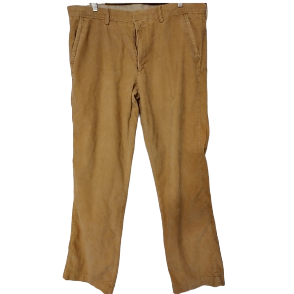 Men's flat front Haggar Life Khaki corduroy pants Sz. 38x32 gently used